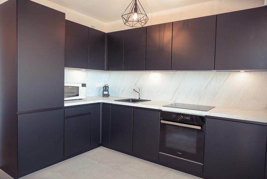 appart_cuisine - location appartement frejus