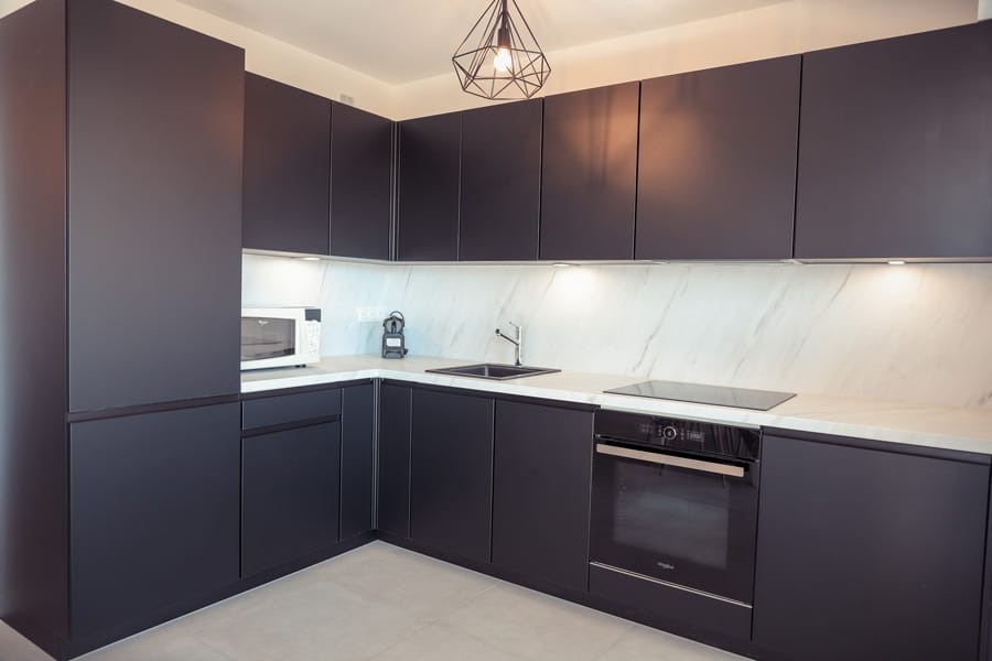 appart_cuisine - location appartement frejus